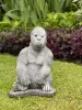 Artikelbild 8 des Artikels “Barney - Gorilla, sitzend, auf Sockel, 40 cm H | Steinguss “
